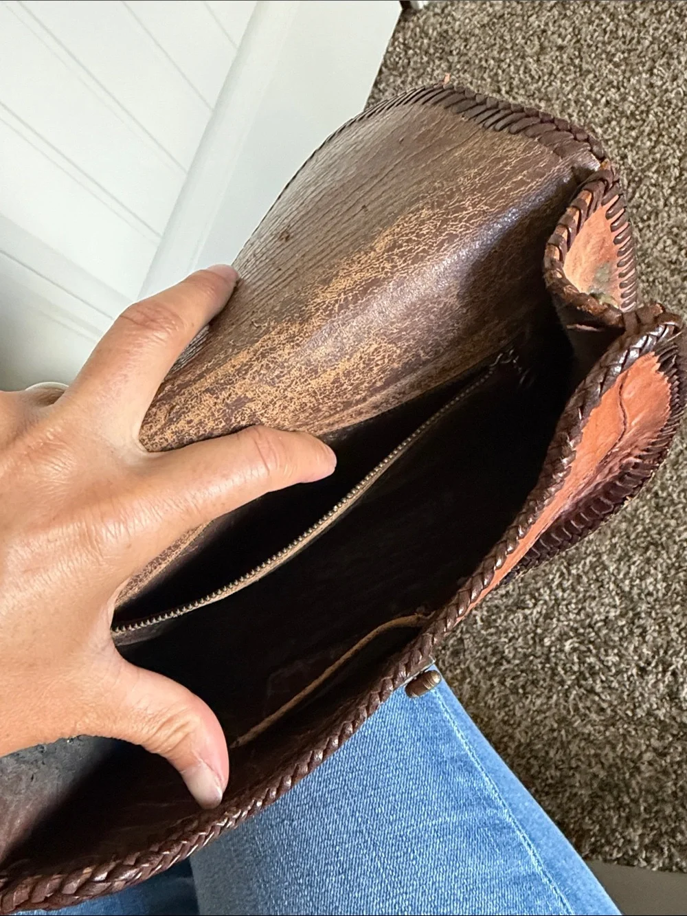 Vintage 70s Tooled Leather Floral Crossbody Purse 🤎 Western Boho
